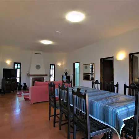 Casa;campo-praia-lisboa Holiday home Corroios
